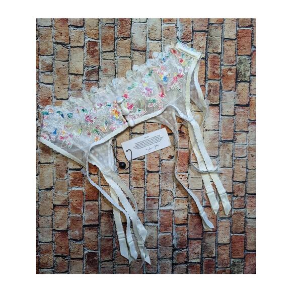 NWT For Love and Lemons Outline White Rainbow Floral Lace Garter Belt size: S - Picture 5 of 8